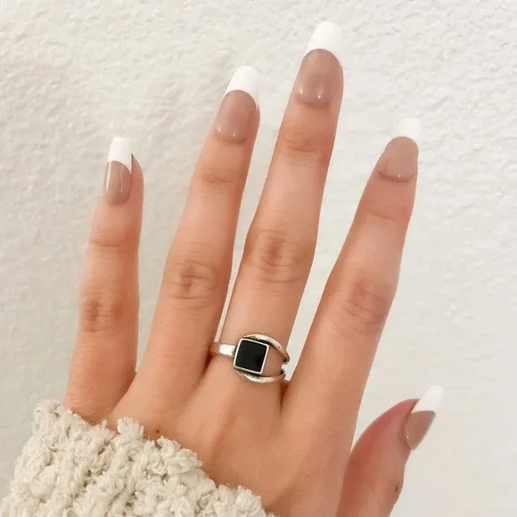 925 Sterling Silver Dainty Ring Black Square Ring Geometric Ring Minimalist Ring - Picture 6 of 10